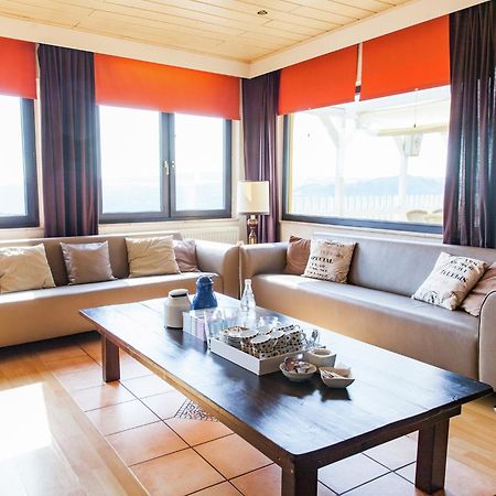 Beautiful Holidayhome With Sauna And Terrace Harscheid 外观 照片